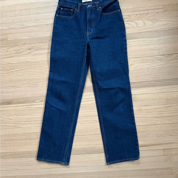 Abercrombie & Fitch Vintage Straight High Rise - Picture 3 of 6